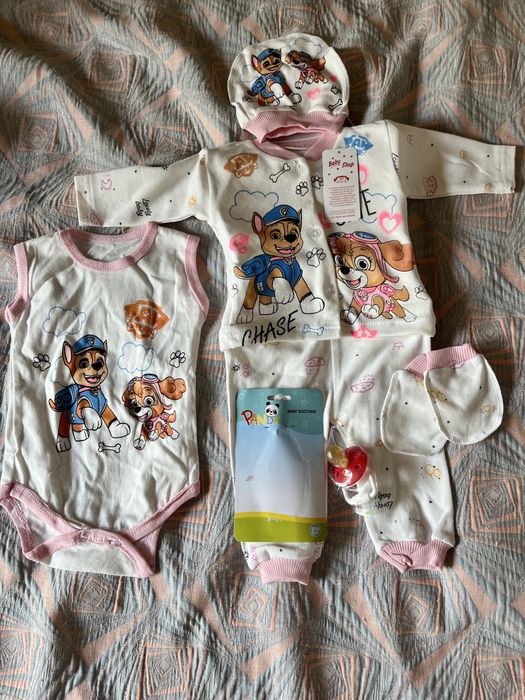 Комплект одежды для новорожденного