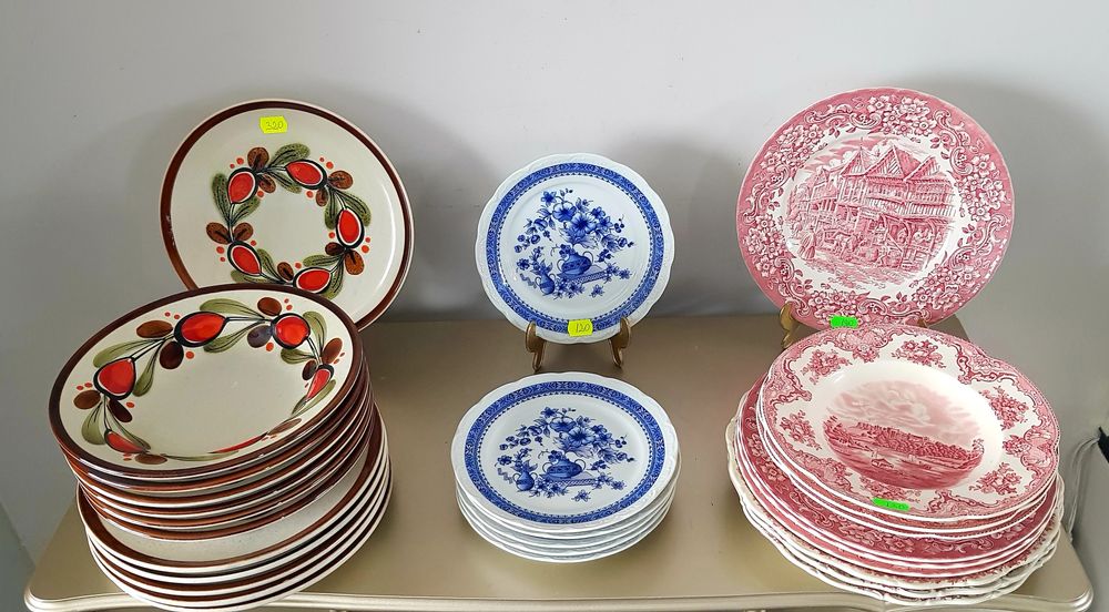 Farfurii/platouri vechi din porțelan