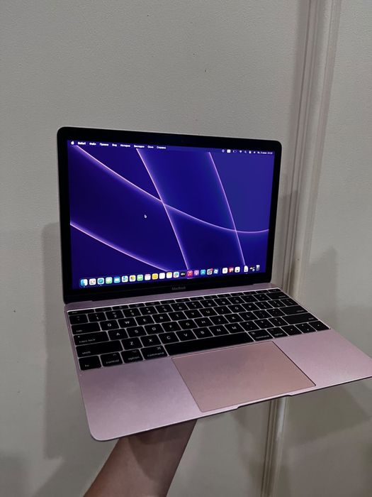 Apple Macbook rose gold