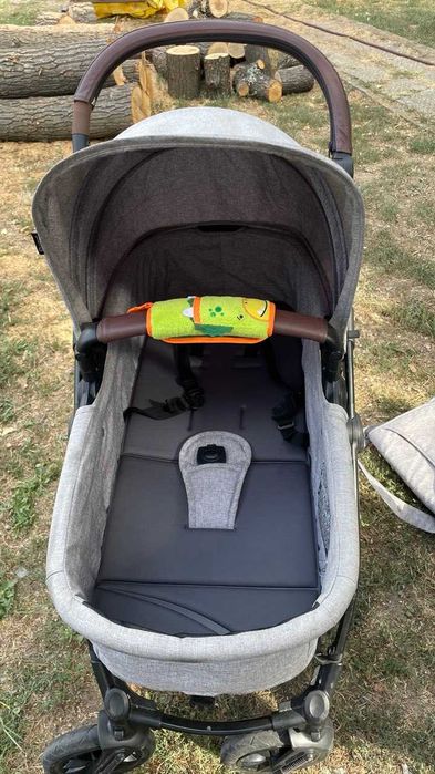 Комбинирана количка KINDERKRAFT MOOV 3В1 със столче (кошче) за кола