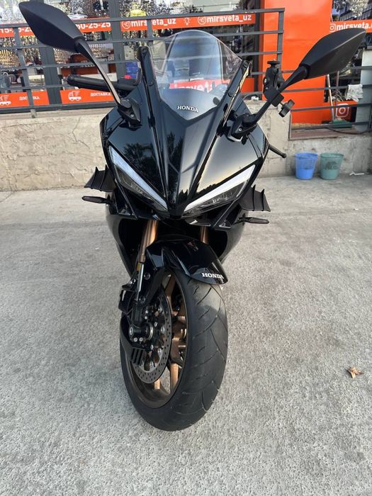 Мотоцикл J.Juan 800RR (Оригинал Мотоцикл)