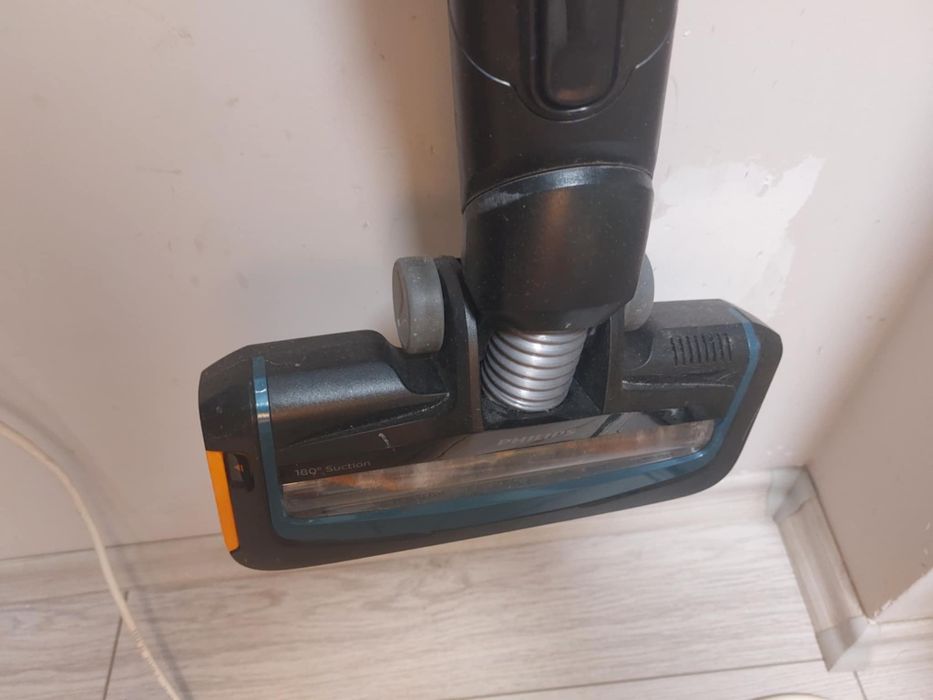 Прахосмукачка Philips power cyclone 7 aqua pro