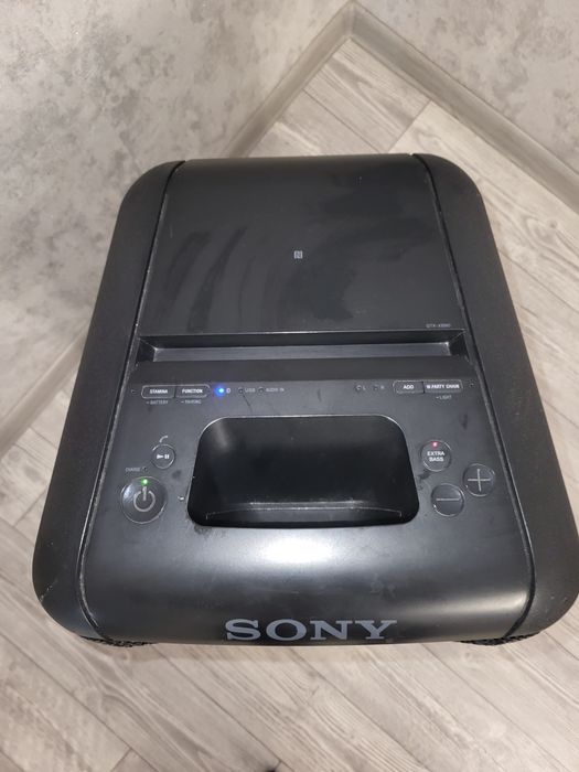 Портативная колонка Sony