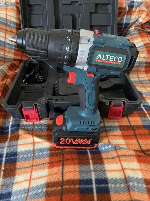 Продам мощный шуроповетр