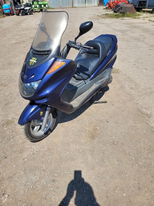 Ямаха маджести 250