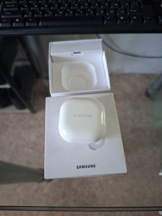 Наушники Samsung