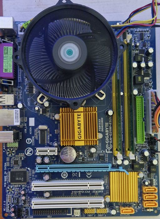 Placi de baza skt775 cu ddr2