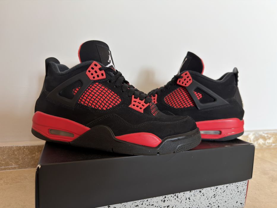 Air Jordan 4 Red Thunder 41