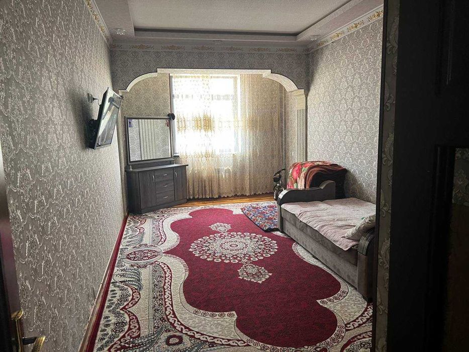 Ko`p qavatli uydagi xonadon