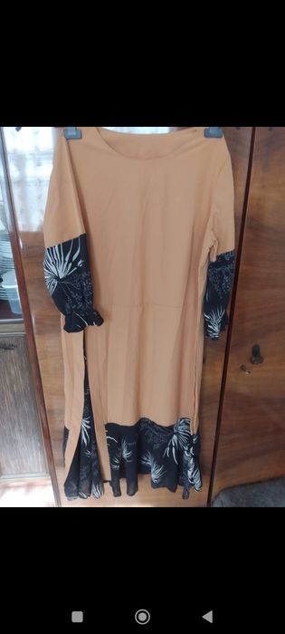 Платье. Продам платье недорого.