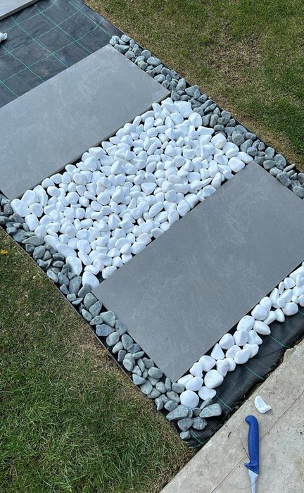 Piatra decorativa alba Thassos rotunda