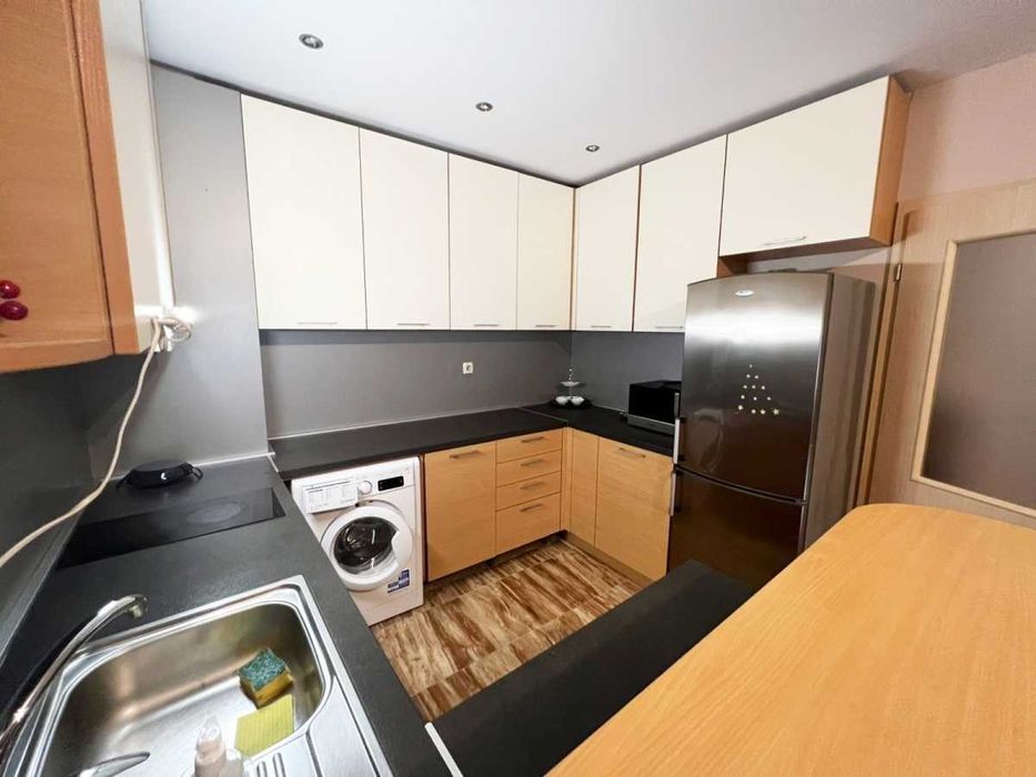 Дава се под наем Тристаен апартамент в София, Лозенец - 86 кв.м за 700 € - Снимка #4