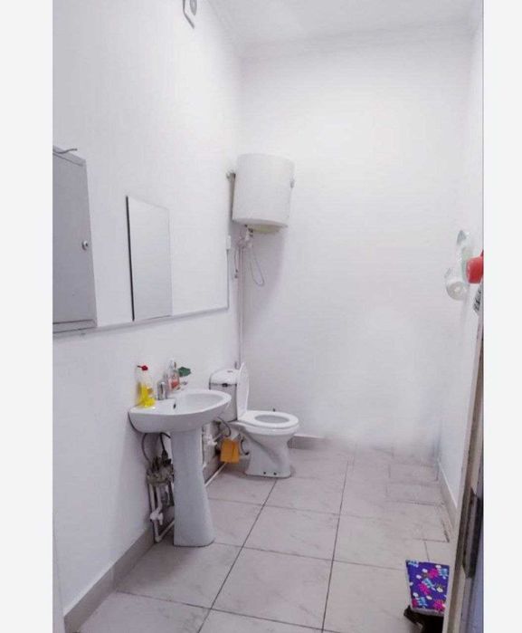 Аренда срочно  70 кв.м. 1-линия нижелое помешение   (TY)