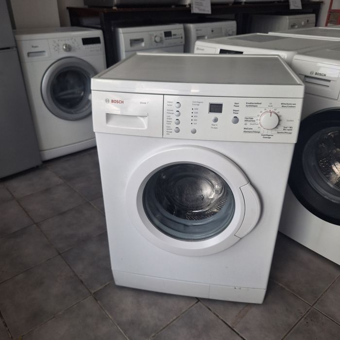 Bosch. Capacitate 5 -  7 kg. Wae 67312