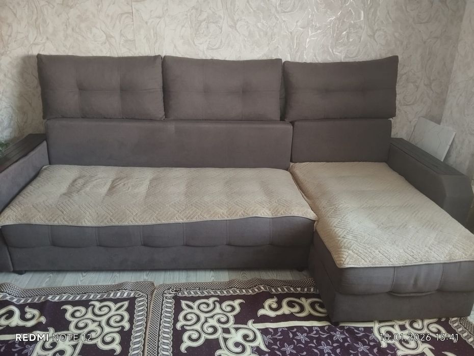 Диван раскладываемый