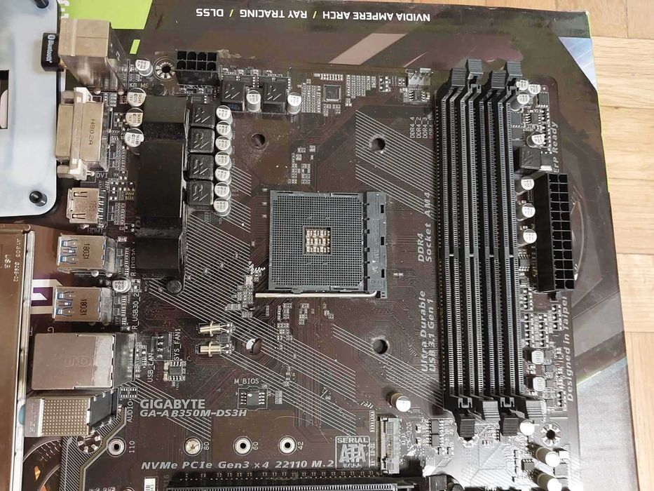 Gigabyte GA-AB350M DS3H