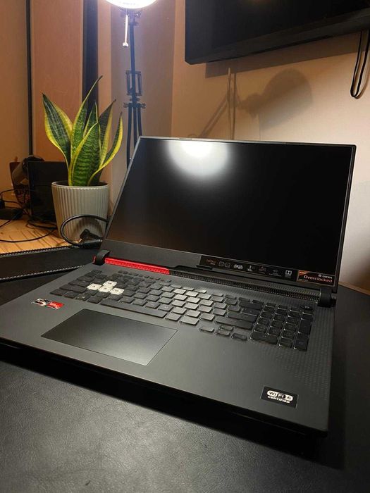 Laptop ASUS ROG G713QY 17.3" 165Hz AMD 9 5900HX 1TB SSD Windows 11 Pro