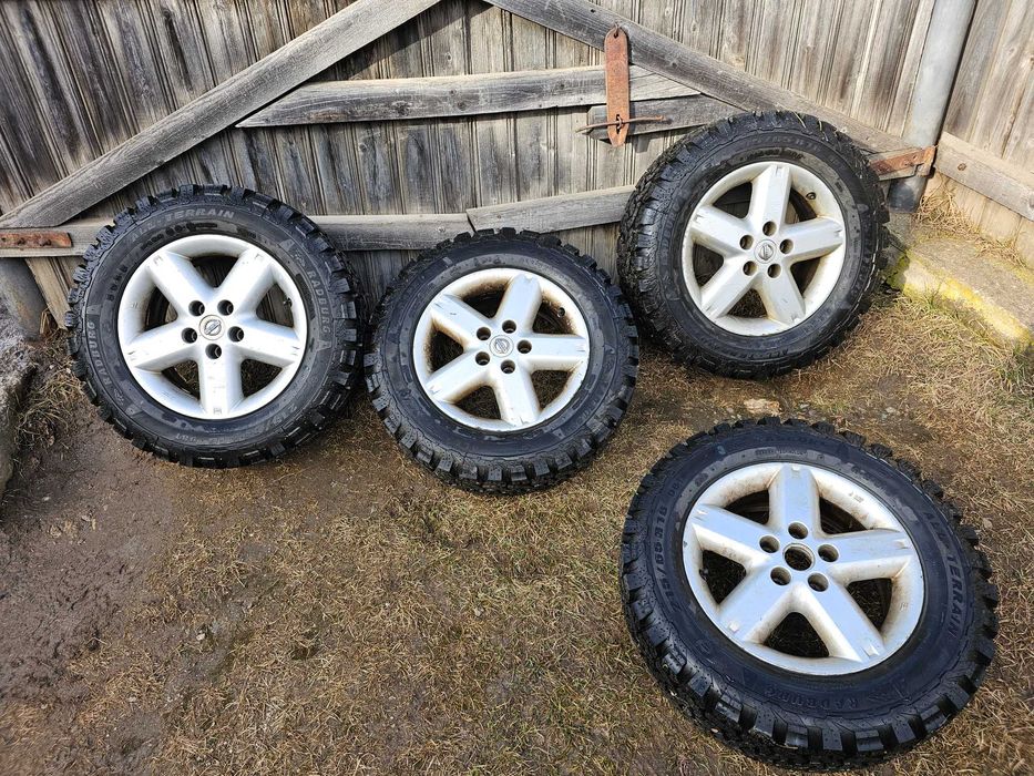 Jante Nissan cu tot cu anvelope