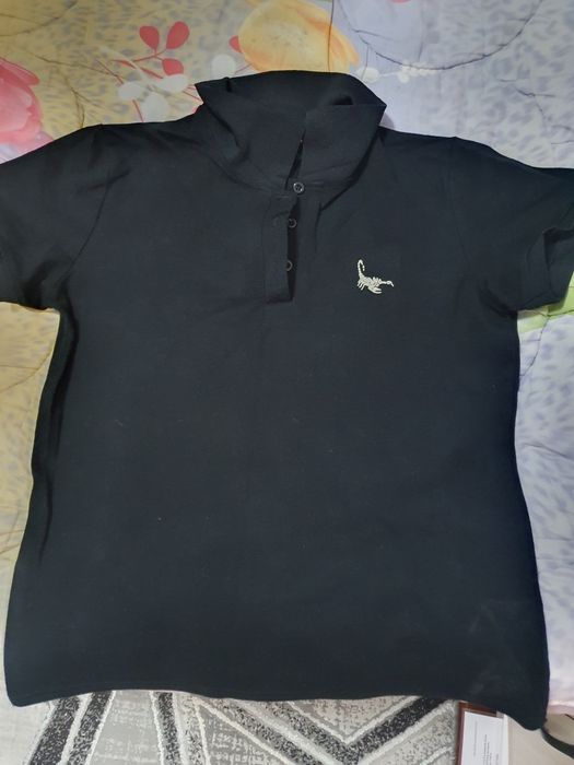 Qora fudbolka jenski razmer 44