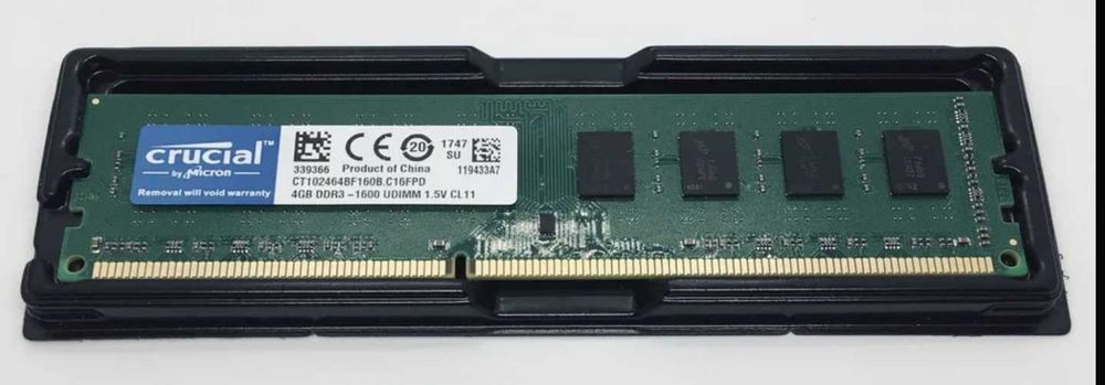 DDR3 4gb Crucial 1600Mhz.
