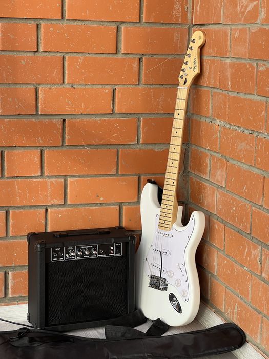 Элеткрогитара с комбиком