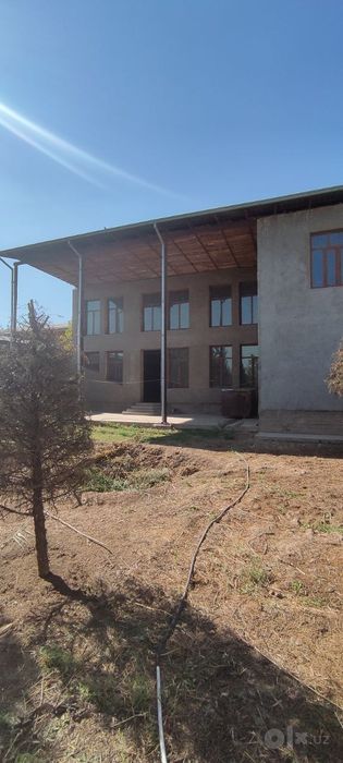 ПРОДАЁТСЯ ДОМ В ЦЕНТРЕ КИБРАЯ

Просторный 2-этажный дом на участке