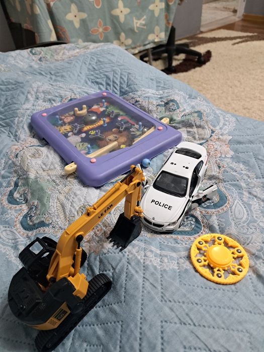 Машинки железные