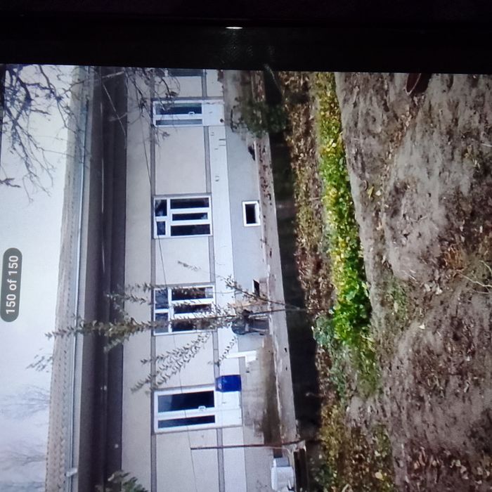 Srochna hovli sotiladi 8sutiq yangi xovli 5yil boʻldi qurilganiga