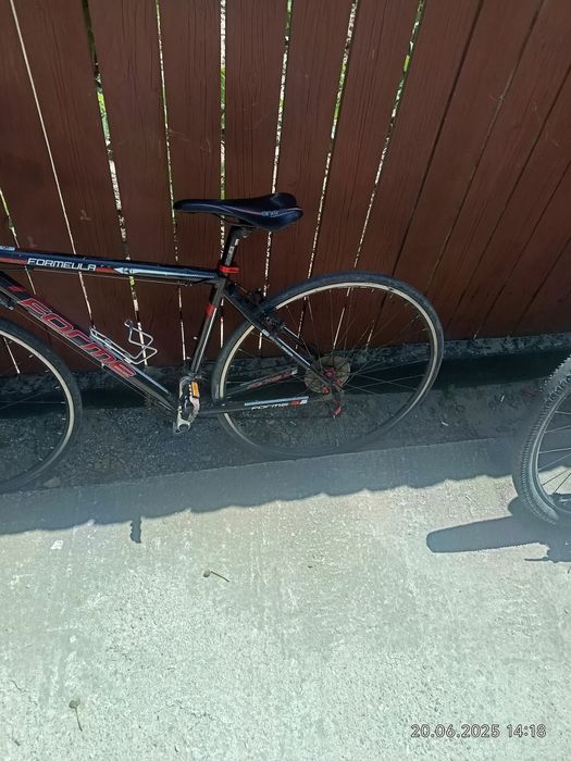 Vând bicicletă  cursiera