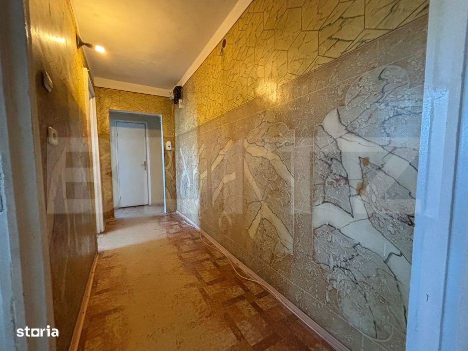Apartament de vanzare, 3 camere, etajul 1, in Rogerius