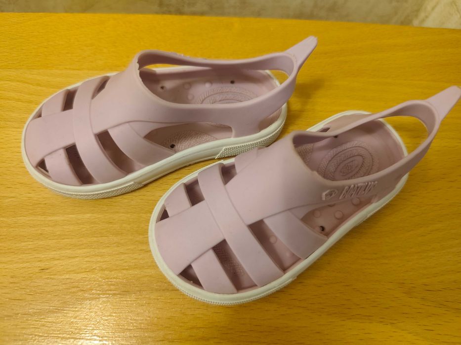 Боси обувки размери 19-22