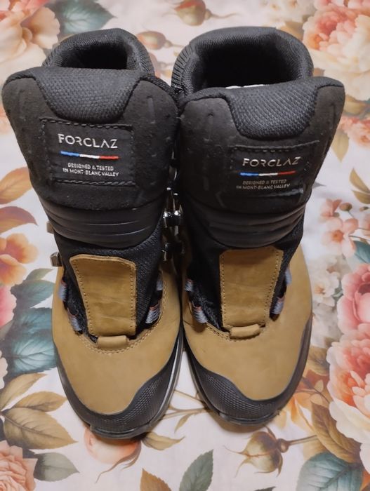 Туристически обувки FORCLAS .