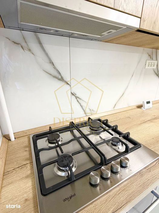 Apartament cu 3 camere decomandat la parter inalt, zona Girocului lang — fotografia 3