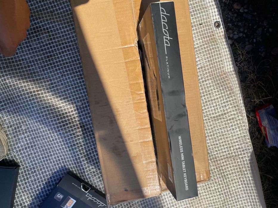 Vand tastatura wireless potrivita pentru telfon pc televizor plasma