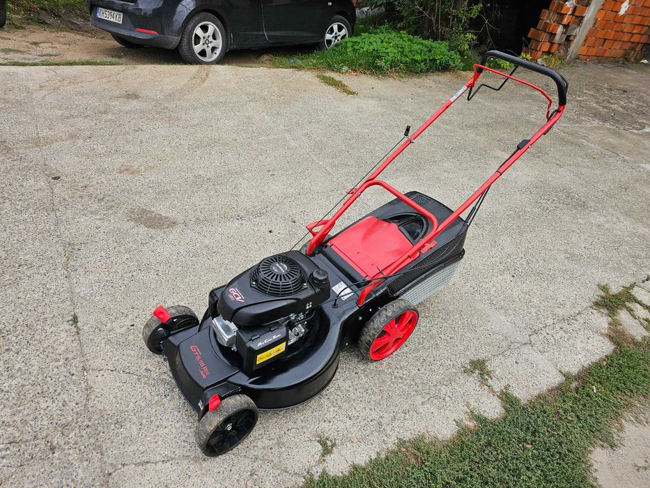 СамоХодна Косачка HONDA. Като НОВА.