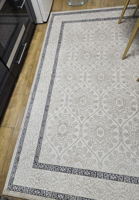 Два парных ковра