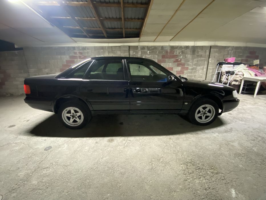 Ауди 100 с4 1992г