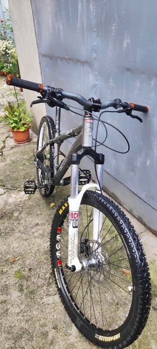 Bicicleta Giant STP 2 (hardtail trail/freeride)