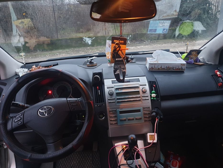 Toyota Corolla Verso 1.8 7 loc benz gpl