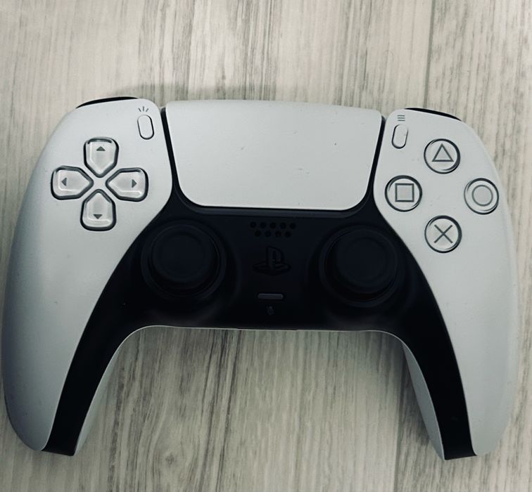 Продам ps 5 slim или обмен на x box