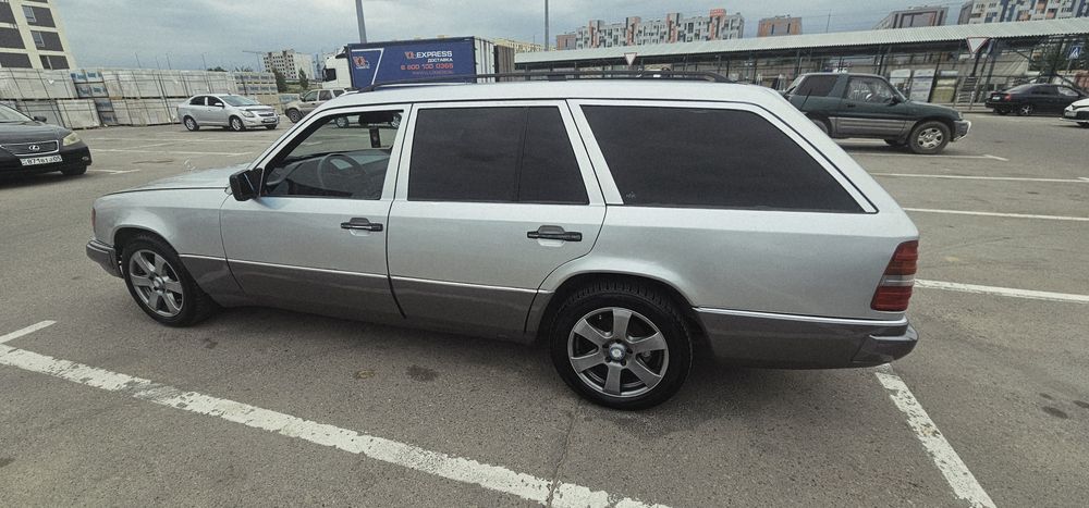 Mercedes 124 2.2 плита универсал