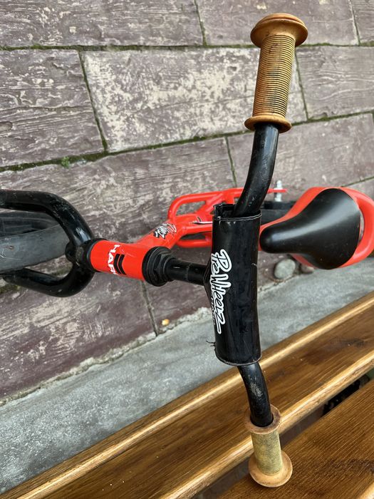 Bicicleta fara pedale Haro Prewheelz 12 rosie