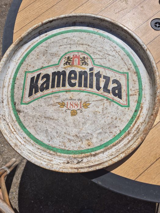 Продавам две рекламни таблица на каменница
