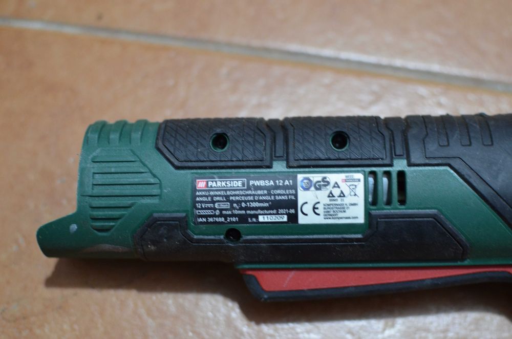 Filetante bormasina percutie Dewalt Parkside cap la unghi