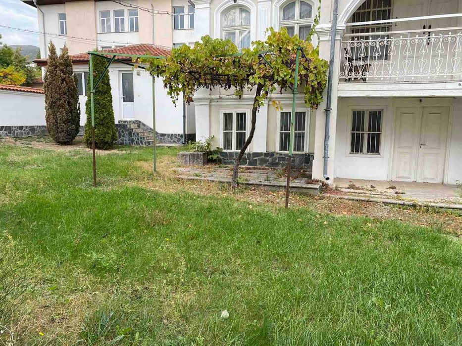 Продава се Къща в Карлово - 290 кв.м за 1276 €/кв.м - Снимка #9