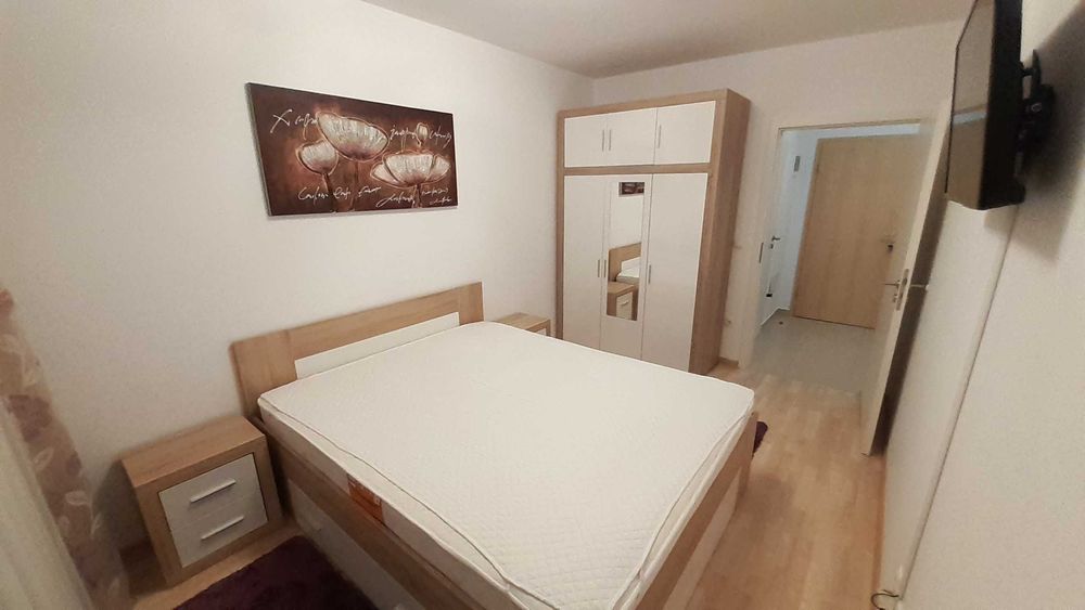 Proprietar inchiriez studio in Avangarden Tractorul langa Mall Coresi