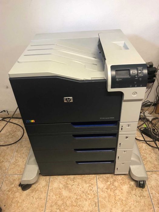 Цветен принтер HP CP5525DN