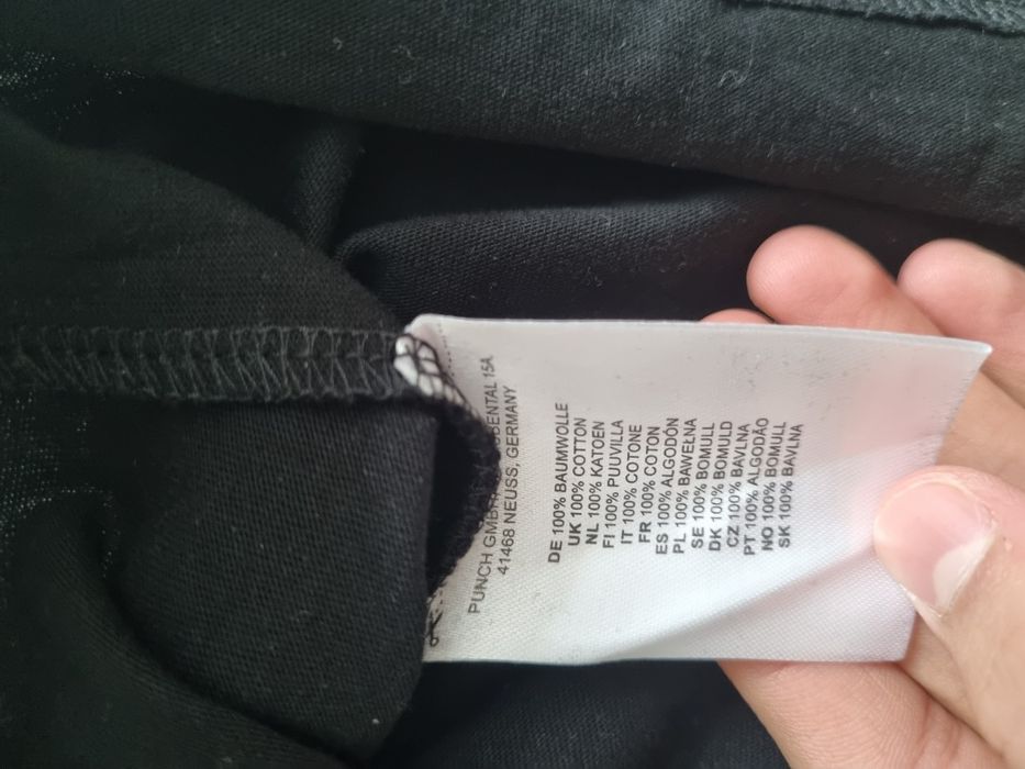 Черный Лонгслив Lonsdale