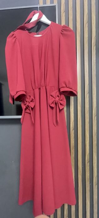 Rochie roșie eleganta