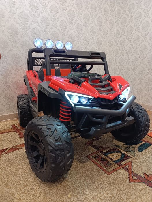 Машина в детскый